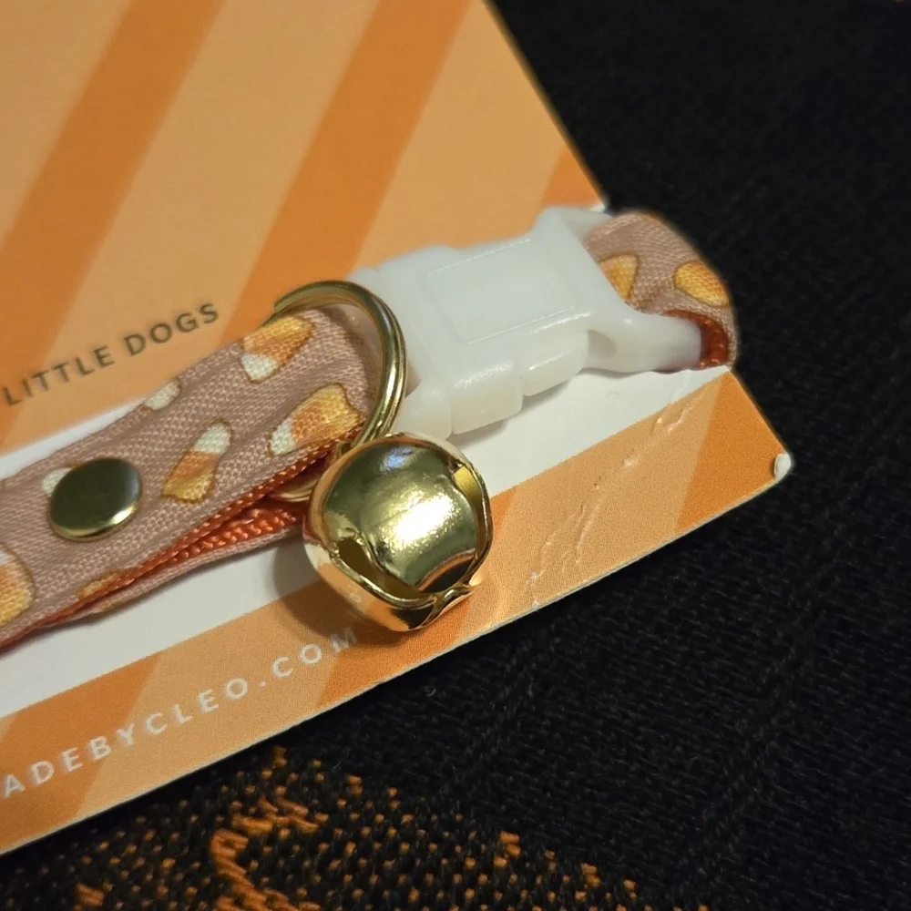 PetSmart Made By Cleo Candy Corn Halloween Breakaway Cat Collar